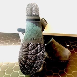 No 6 Jackie platform sandal